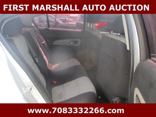 used 2016 Chevrolet Cruze Limited car, priced at $1,900