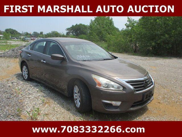 used 2015 Nissan Altima car, priced at $2,300