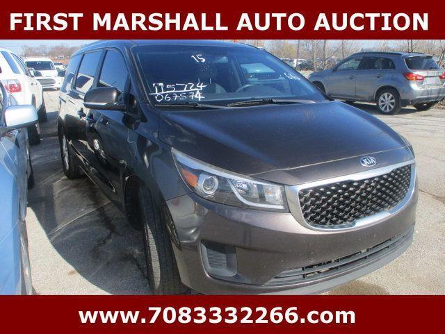 used 2015 Kia Sedona car, priced at $2,500