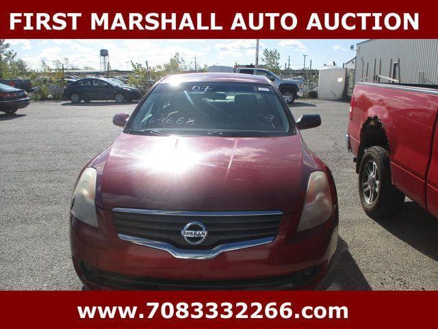 used 2007 Nissan Altima car, priced at $1,500