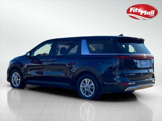 used 2024 Kia Carnival car, priced at $32,995