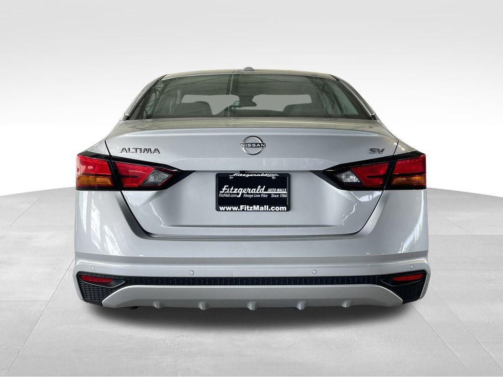 used 2023 Nissan Altima car, priced at $17,985