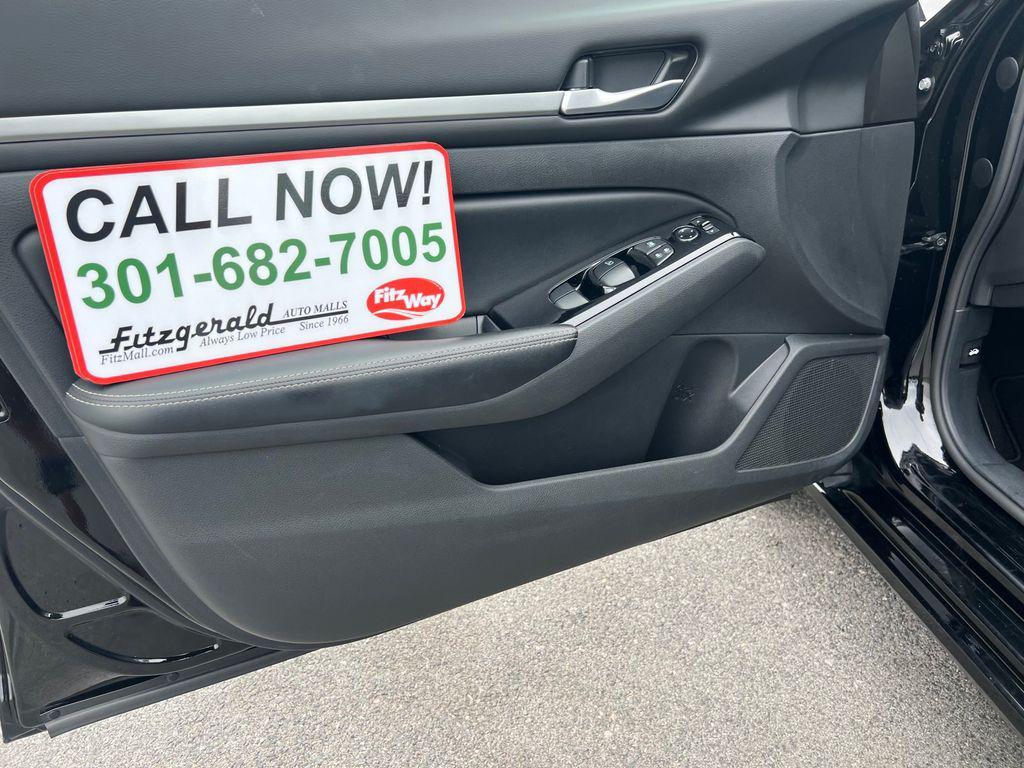used 2023 Nissan Altima car, priced at $17,995