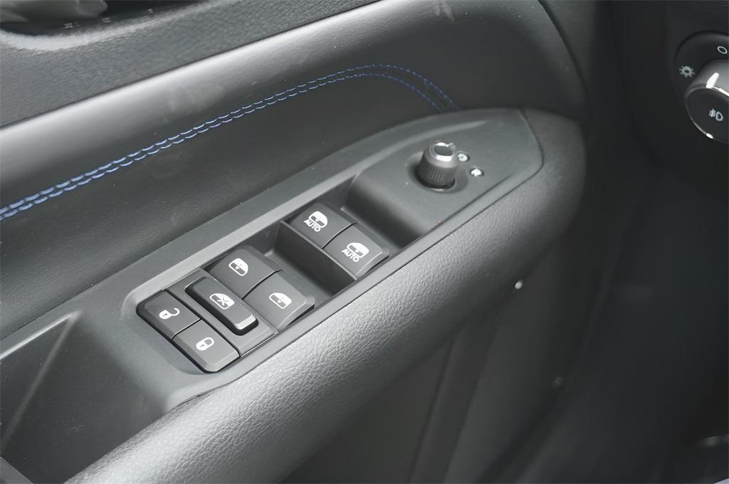 new 2025 Jeep Compass car