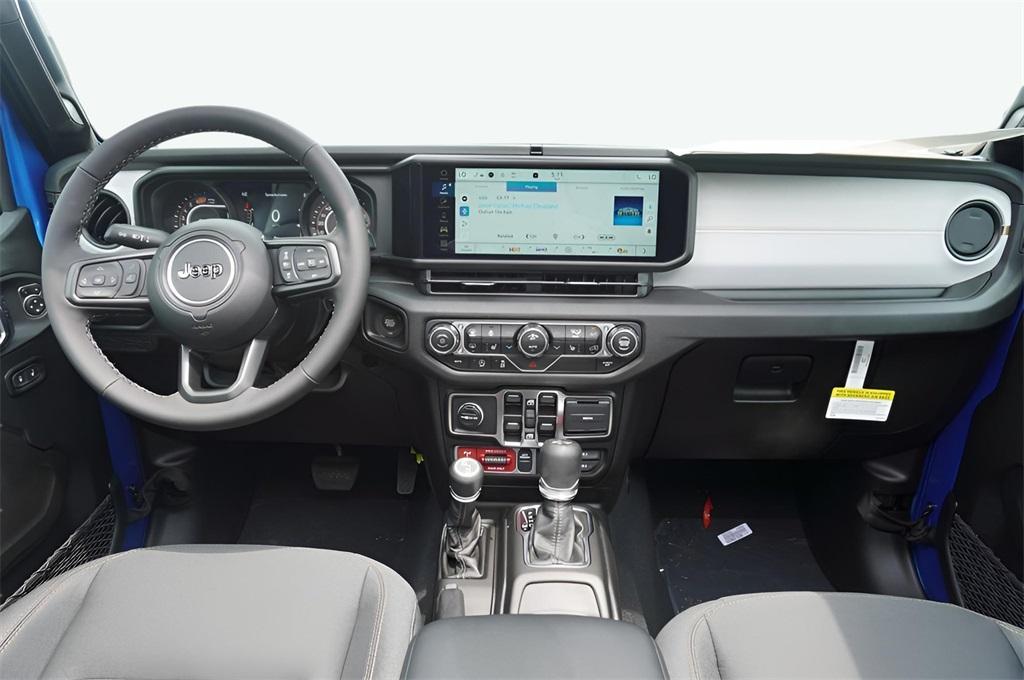 new 2025 Jeep Wrangler car, priced at $58,570