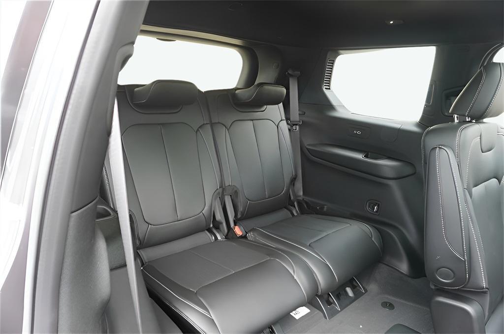 new 2025 Jeep Grand Cherokee L car, priced at $59,535