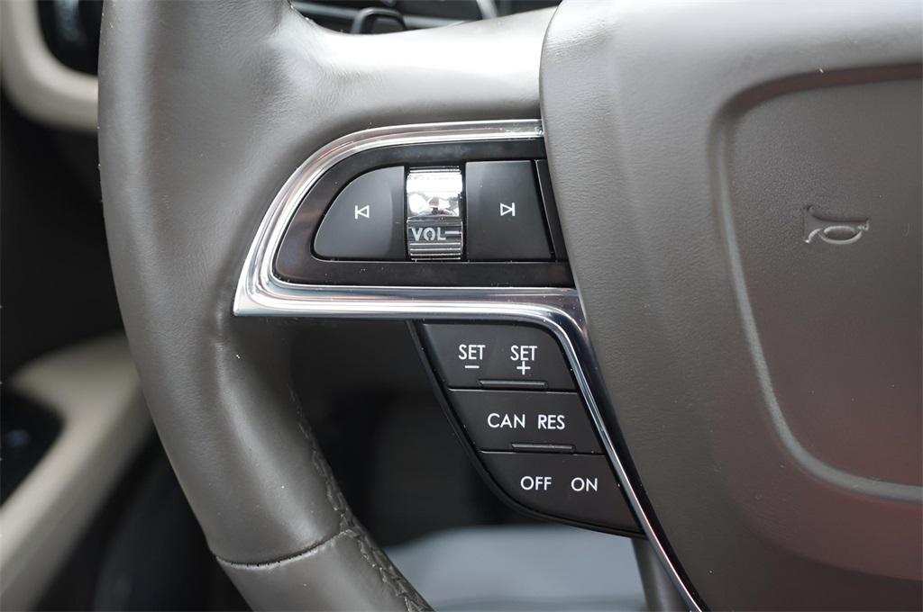 used 2021 Lincoln Nautilus car, priced at $29,777