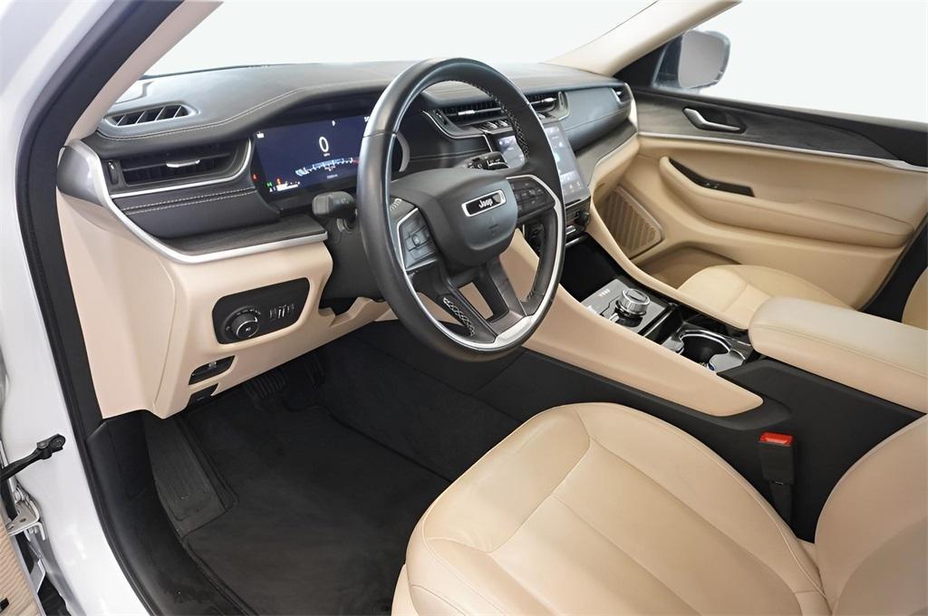used 2021 Jeep Grand Cherokee L car, priced at $30,555