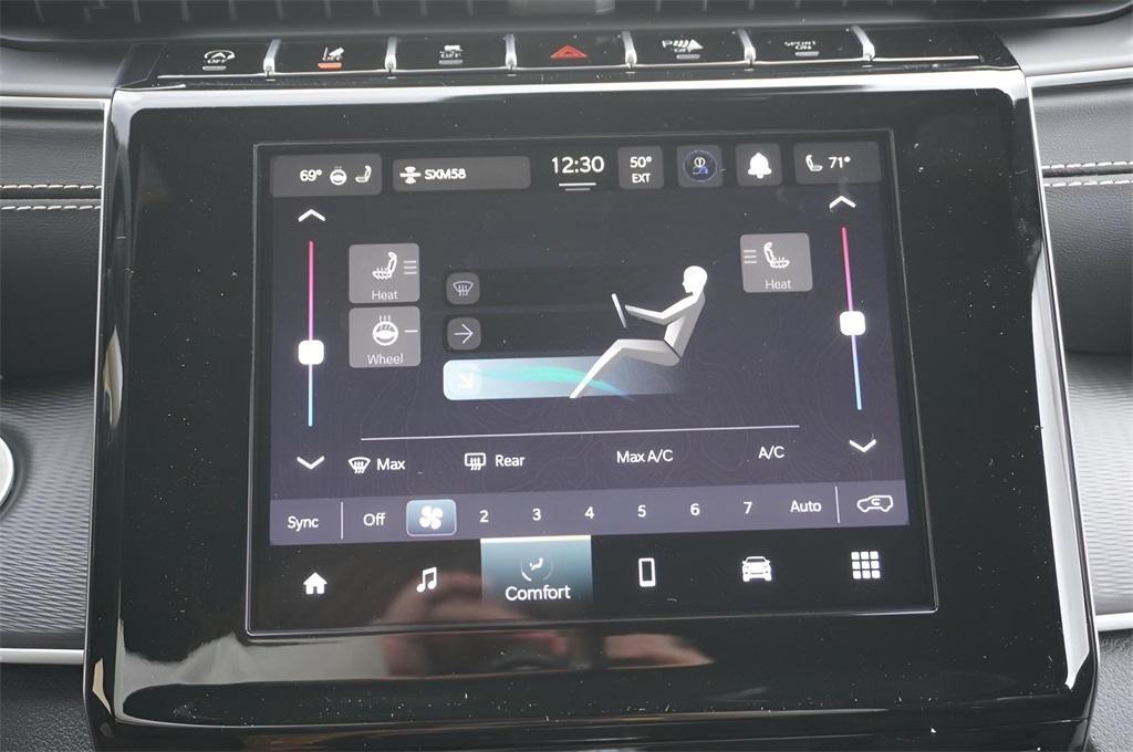 new 2025 Jeep Grand Cherokee car, priced at $47,675