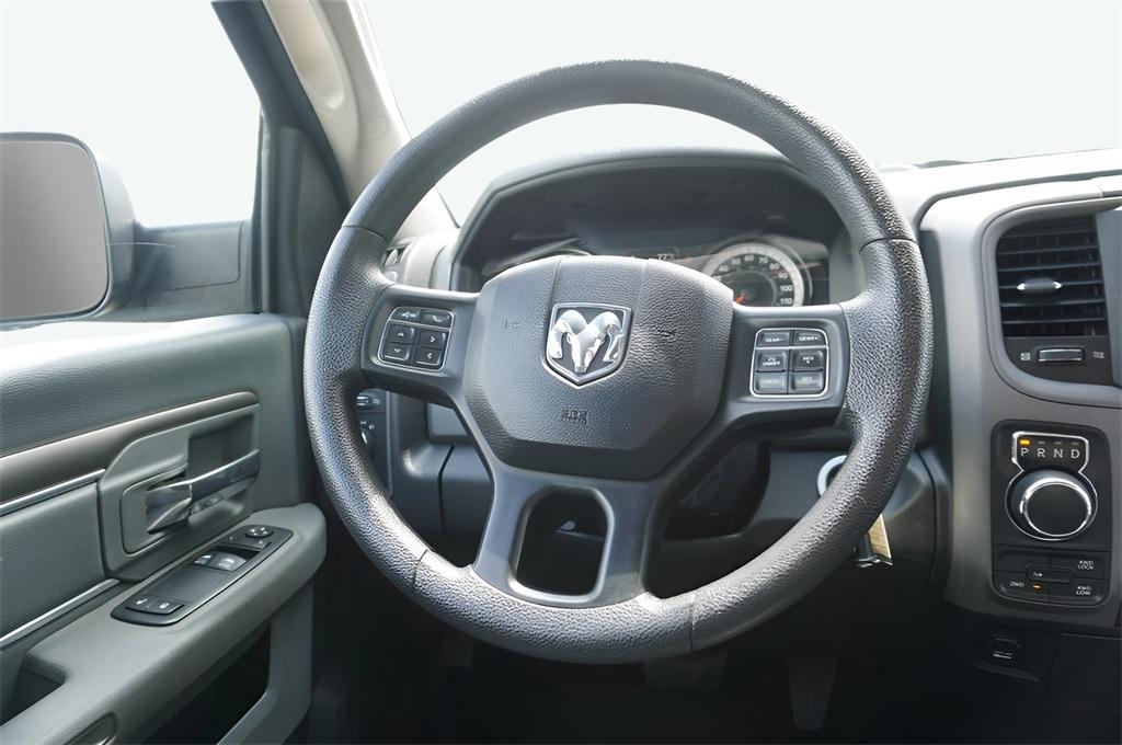 used 2019 Ram 1500 Classic car, priced at $17,999