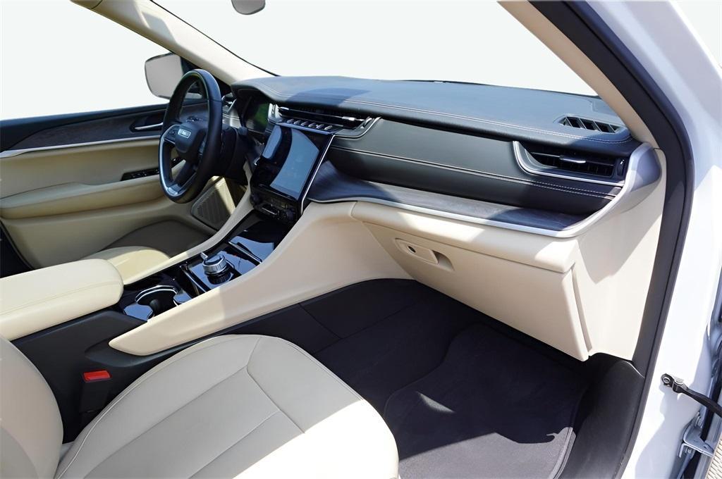 used 2022 Jeep Grand Cherokee L car, priced at $31,997