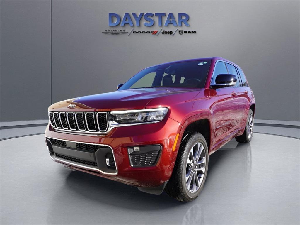 used 2023 Jeep Grand Cherokee car, priced at $43,899