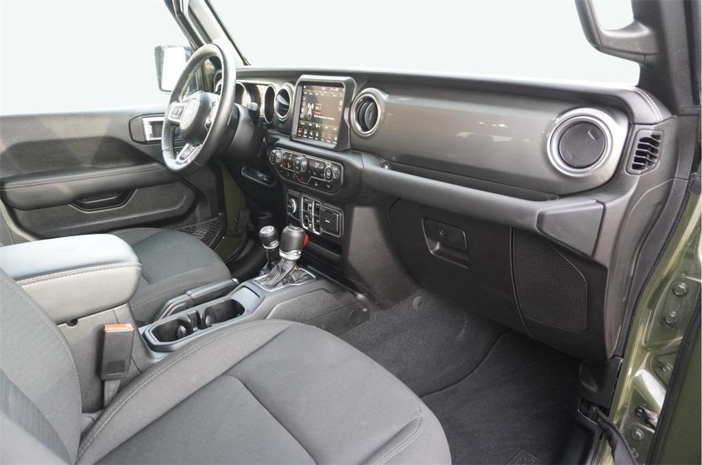 used 2022 Jeep Gladiator car, priced at $32,999