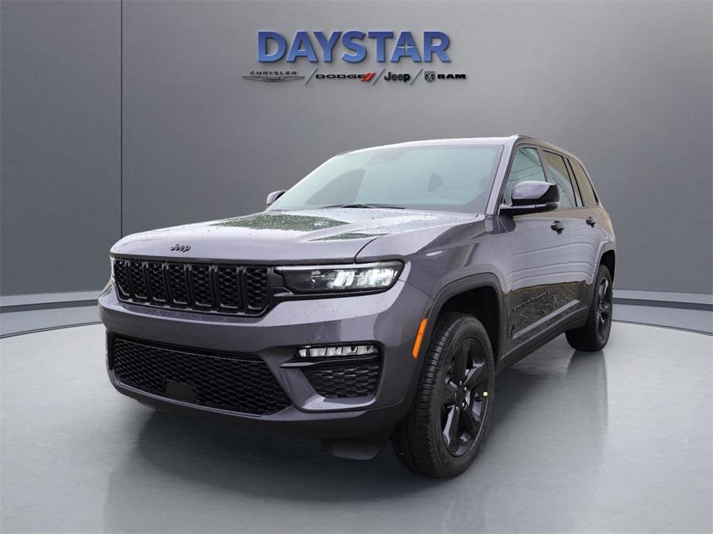 new 2025 Jeep Grand Cherokee car, priced at $50,805