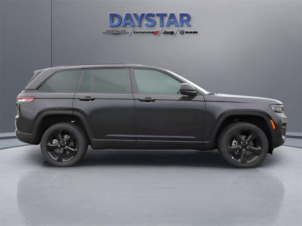 new 2025 Jeep Grand Cherokee car, priced at $48,870