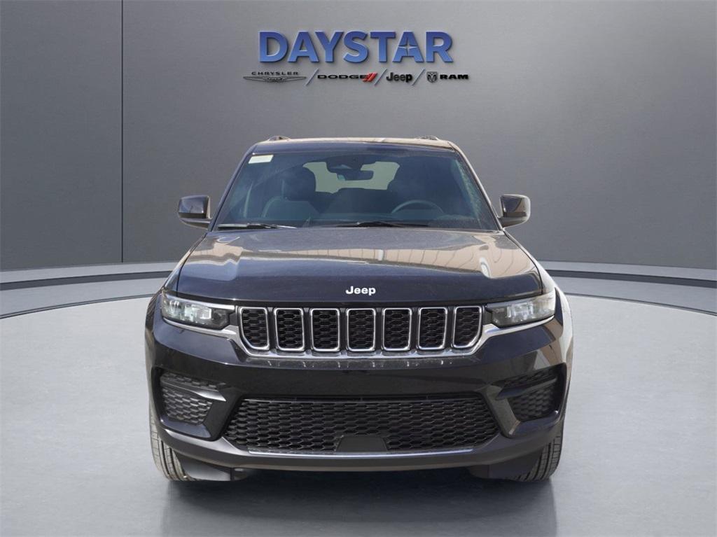 new 2025 Jeep Grand Cherokee car, priced at $38,670