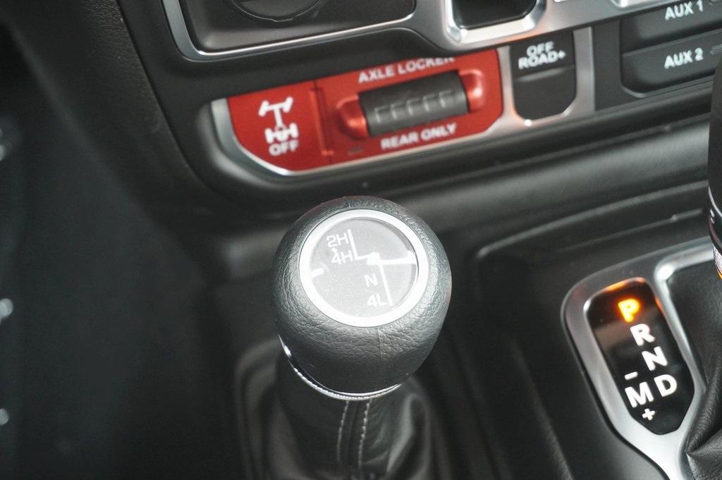 new 2025 Jeep Wrangler car, priced at $54,370