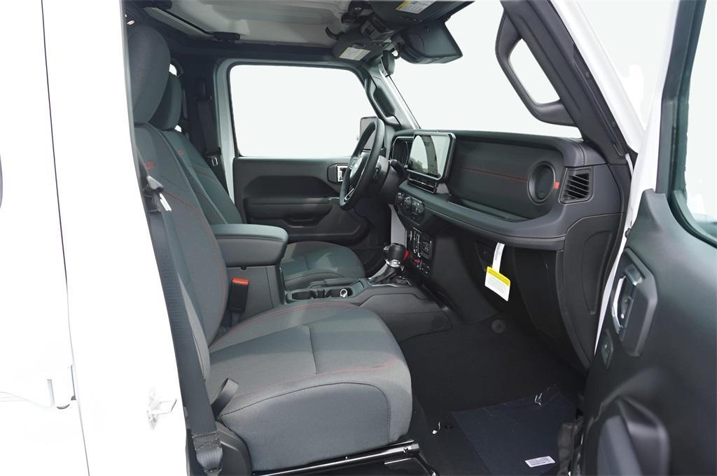 new 2025 Jeep Gladiator car, priced at $56,155