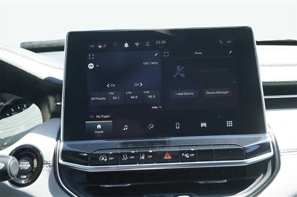 new 2025 Jeep Compass car