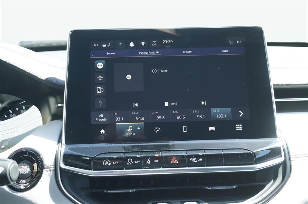 new 2025 Jeep Compass car