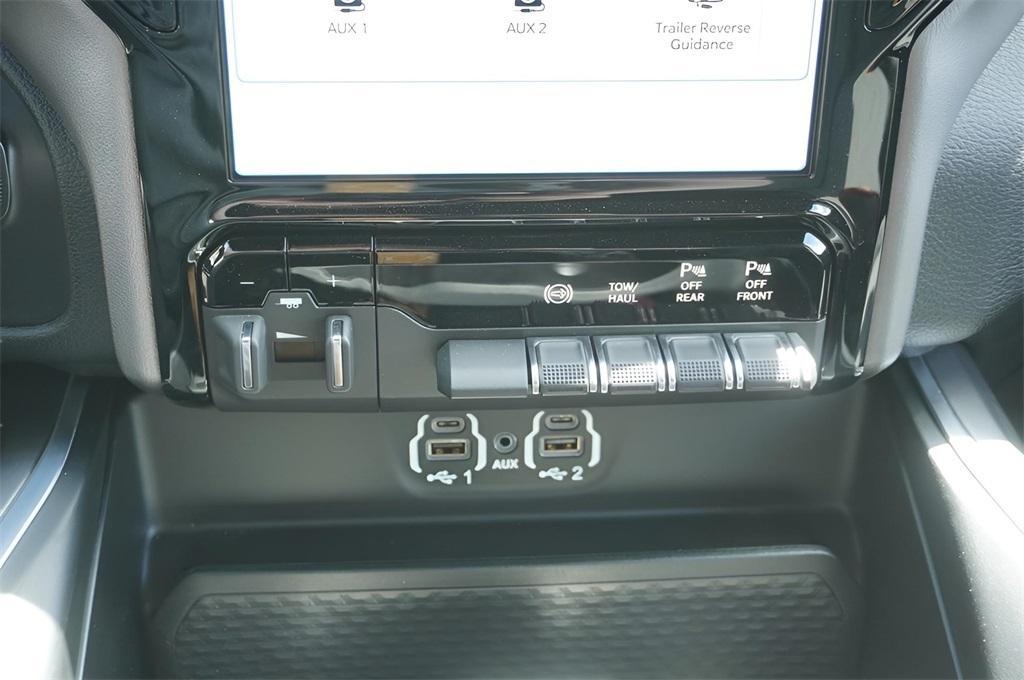 new 2024 Ram 2500 car, priced at $77,075