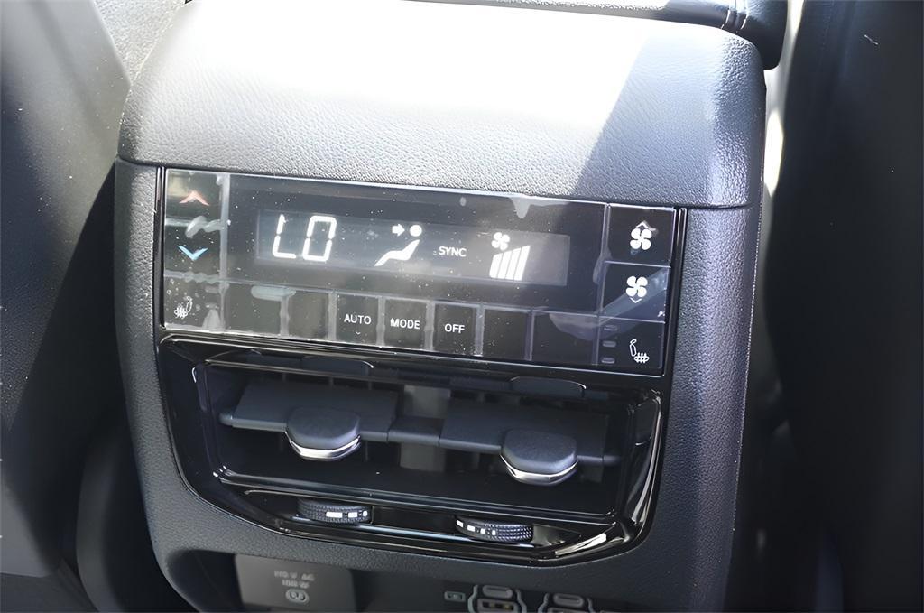 new 2025 Jeep Grand Cherokee L car, priced at $59,535
