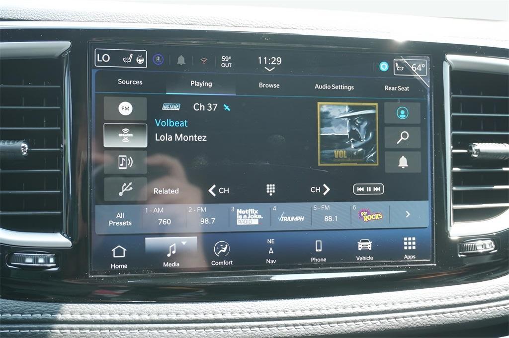 new 2025 Chrysler Pacifica car, priced at $51,685