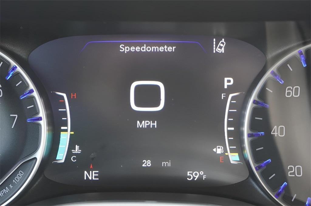 new 2025 Chrysler Pacifica car, priced at $51,685