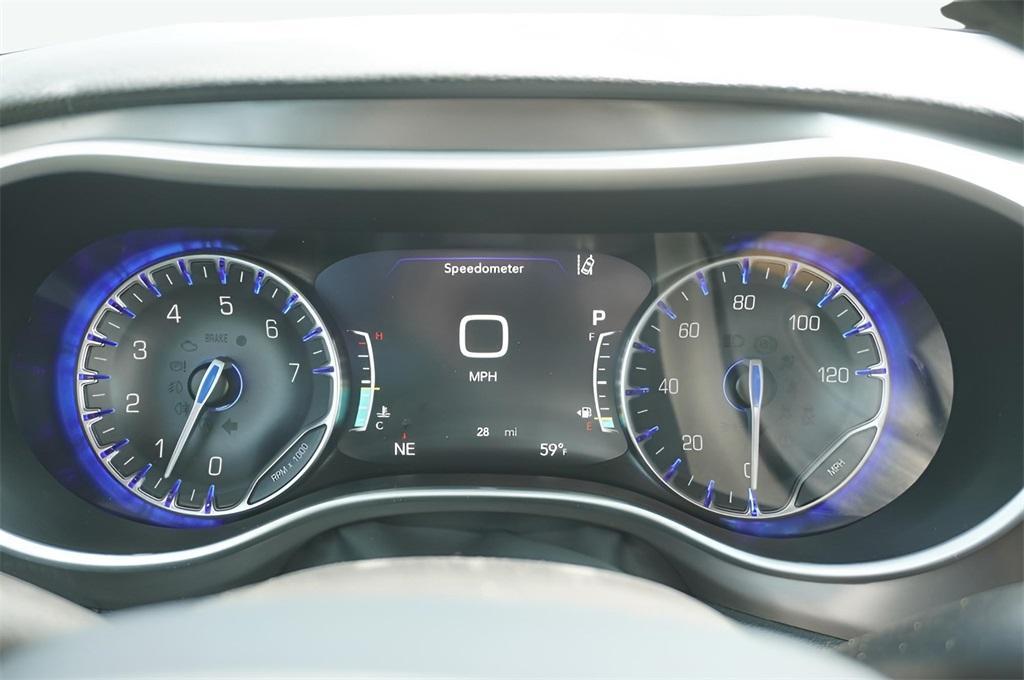 new 2025 Chrysler Pacifica car, priced at $51,685