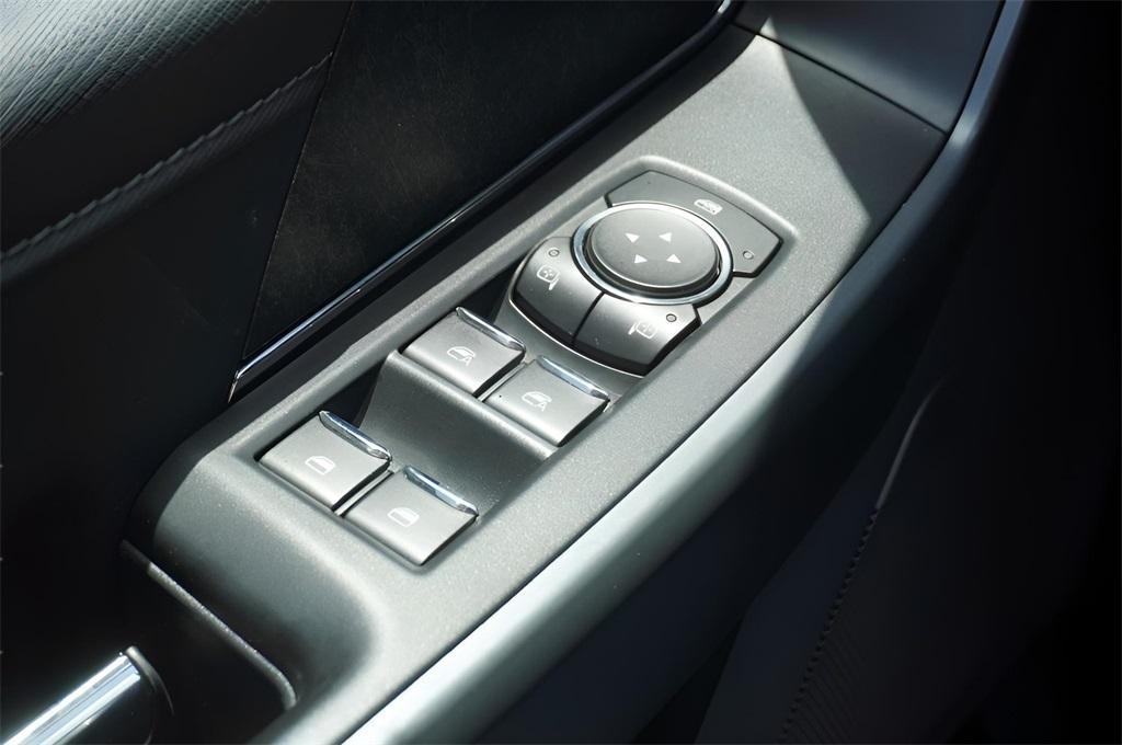 used 2021 Ford F-150 car, priced at $37,110