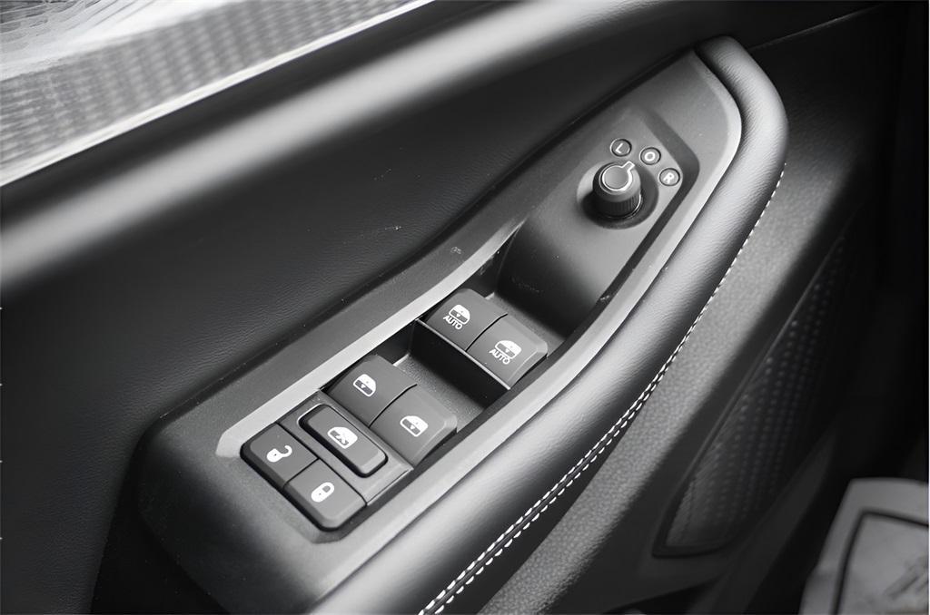 new 2025 Jeep Grand Cherokee L car, priced at $47,720