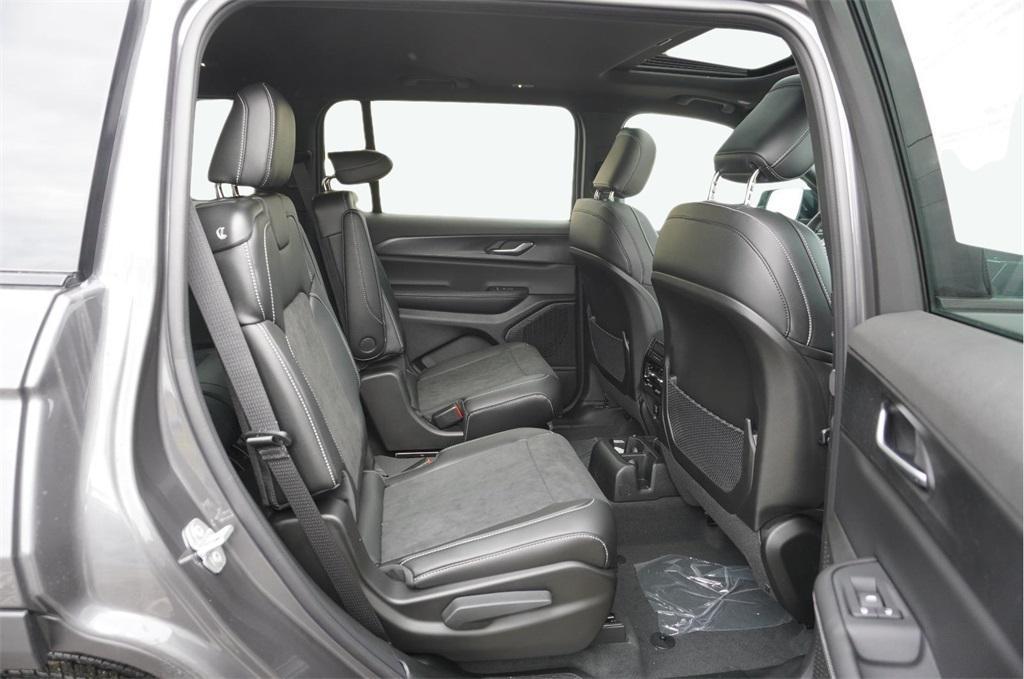 new 2025 Jeep Grand Cherokee L car, priced at $47,720