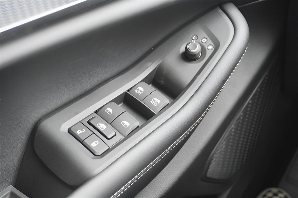 new 2025 Jeep Grand Cherokee car, priced at $48,870