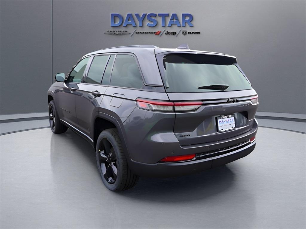 new 2025 Jeep Grand Cherokee car, priced at $46,870