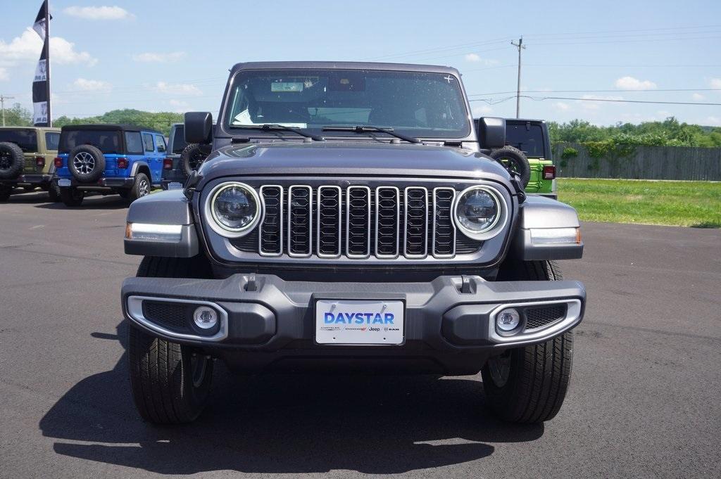 new 2025 Jeep Wrangler car
