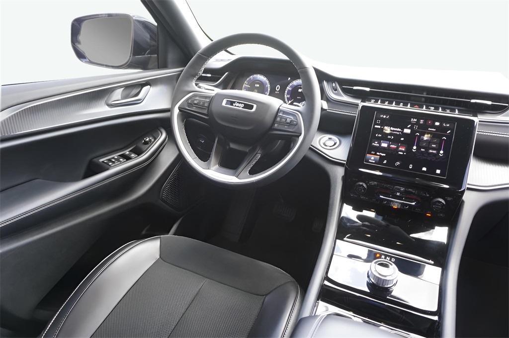 used 2023 Jeep Grand Cherokee car, priced at $34,997