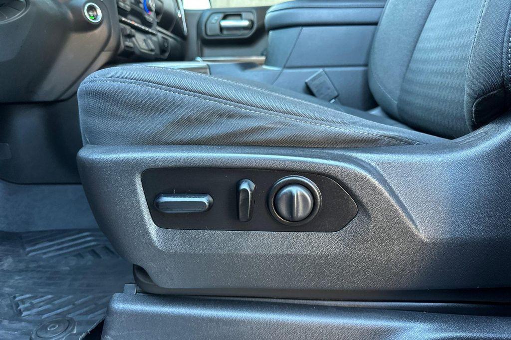 used 2021 Chevrolet Silverado 1500 car, priced at $40,400