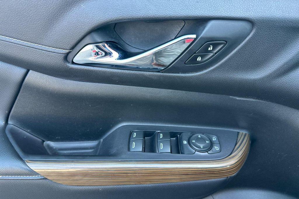 used 2019 GMC Acadia car, priced at $9,800