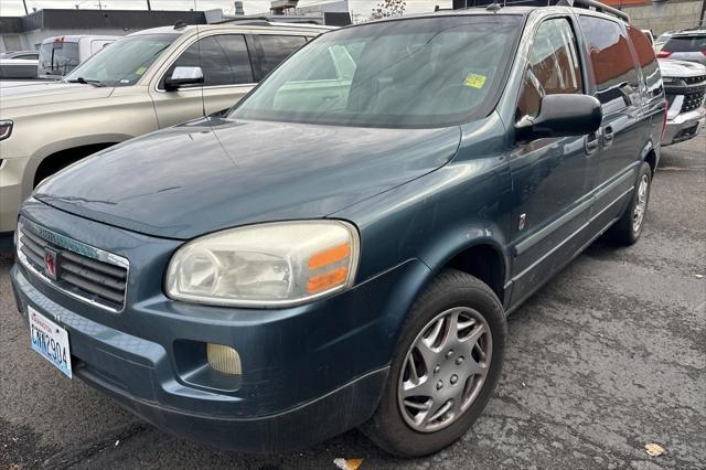 used 2005 Saturn L car, priced at $3,900