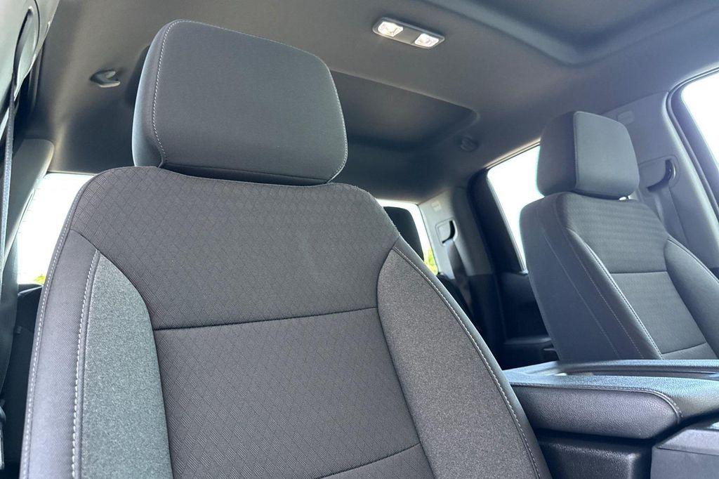 used 2022 GMC Sierra 1500 car, priced at $35,300