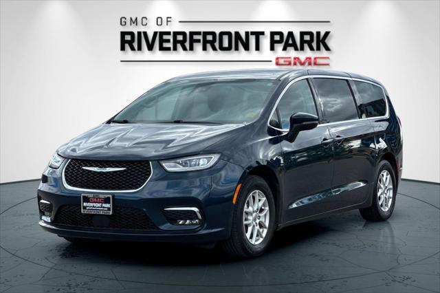 used 2023 Chrysler Pacifica car, priced at $23,850