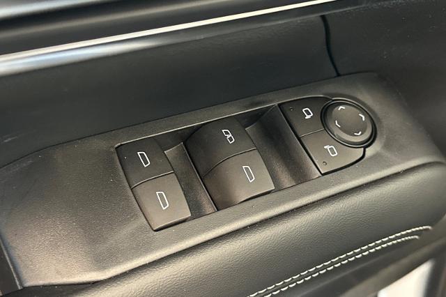 new 2025 GMC Terrain car, priced at $33,395