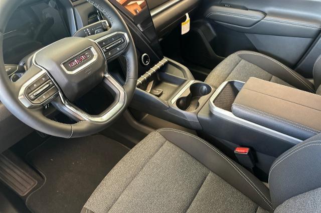 new 2025 GMC Terrain car, priced at $33,395