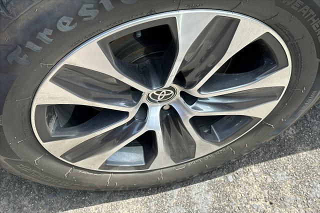 used 2021 Toyota Highlander car, priced at $37,995