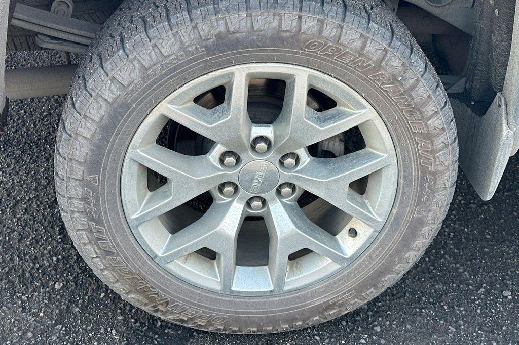 used 2014 GMC Sierra 1500 car, priced at $23,900