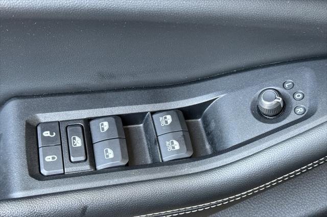used 2023 Jeep Grand Cherokee car, priced at $32,200