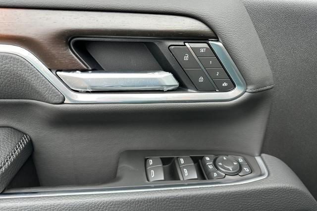 new 2026 GMC Sierra 2500 car, priced at $87,655