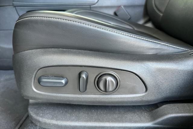 used 2023 GMC Acadia car, priced at $34,900