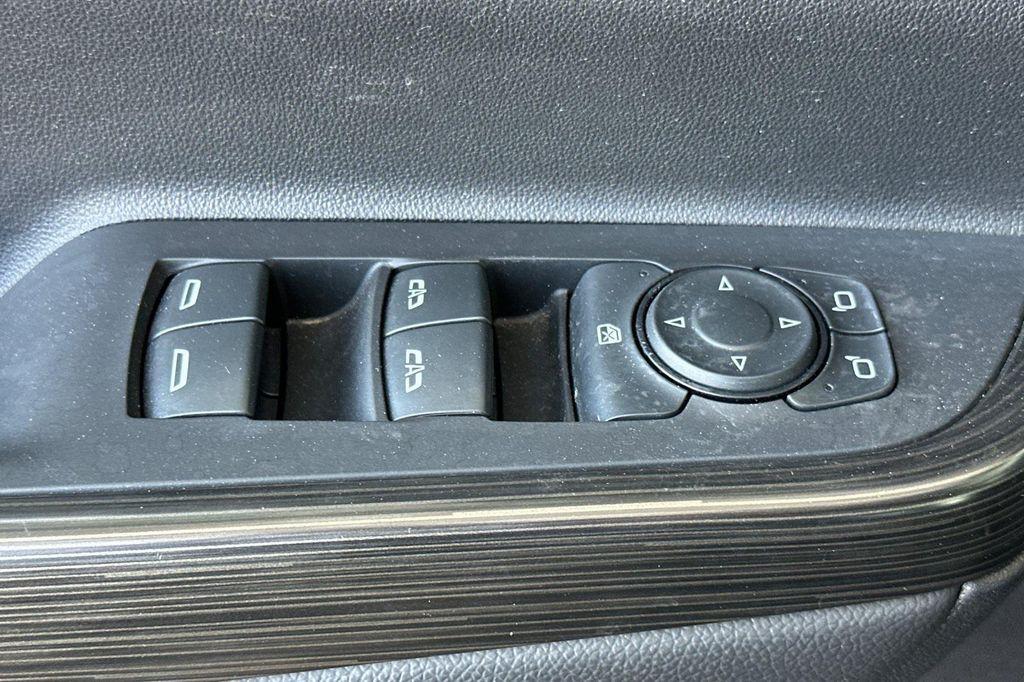 used 2023 GMC Acadia car, priced at $27,900