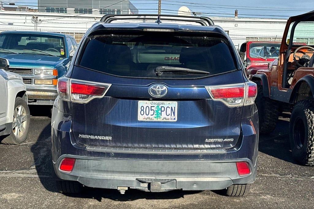 used 2016 Toyota Highlander car, priced at $21,900